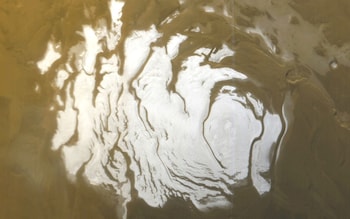 Ice-covered south pole of Mars